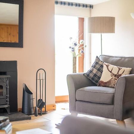 Cosy & Rustic Retreat - Woodland Cottage. Nairn Εξωτερικό φωτογραφία