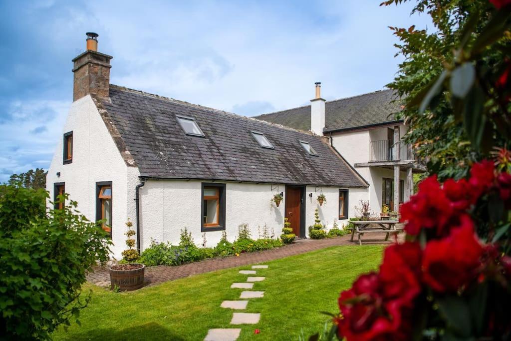 Cosy & Rustic Retreat - Woodland Cottage. Nairn Εξωτερικό φωτογραφία