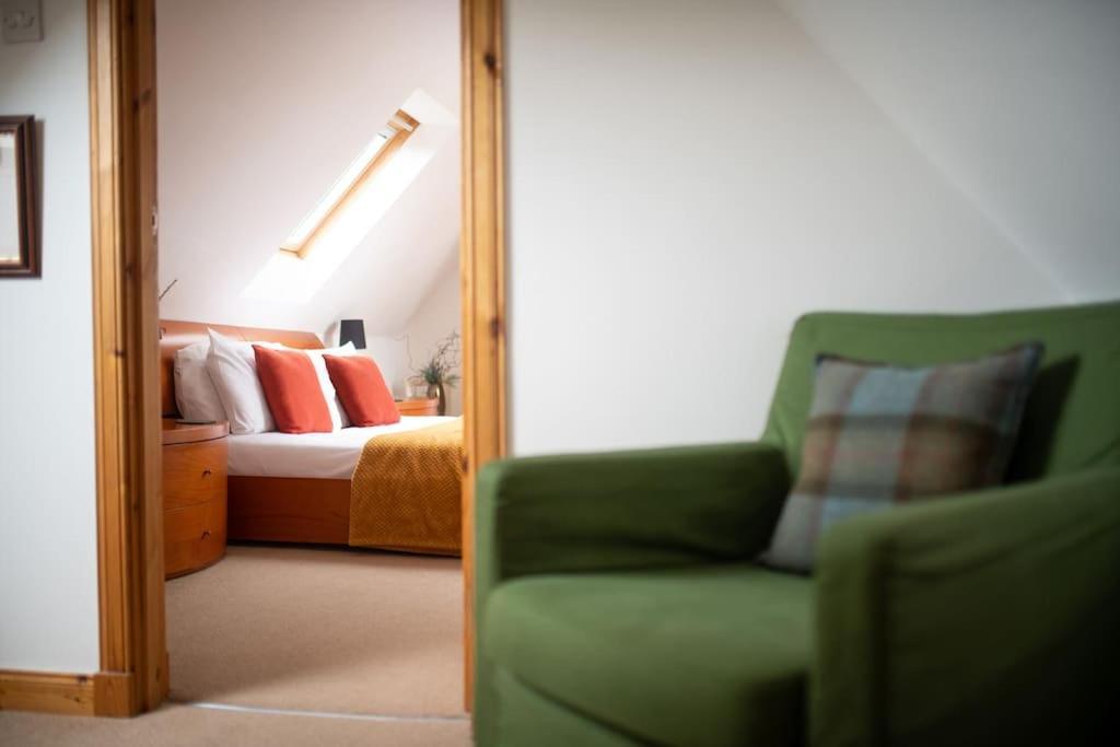 Cosy & Rustic Retreat - Woodland Cottage. Nairn Εξωτερικό φωτογραφία